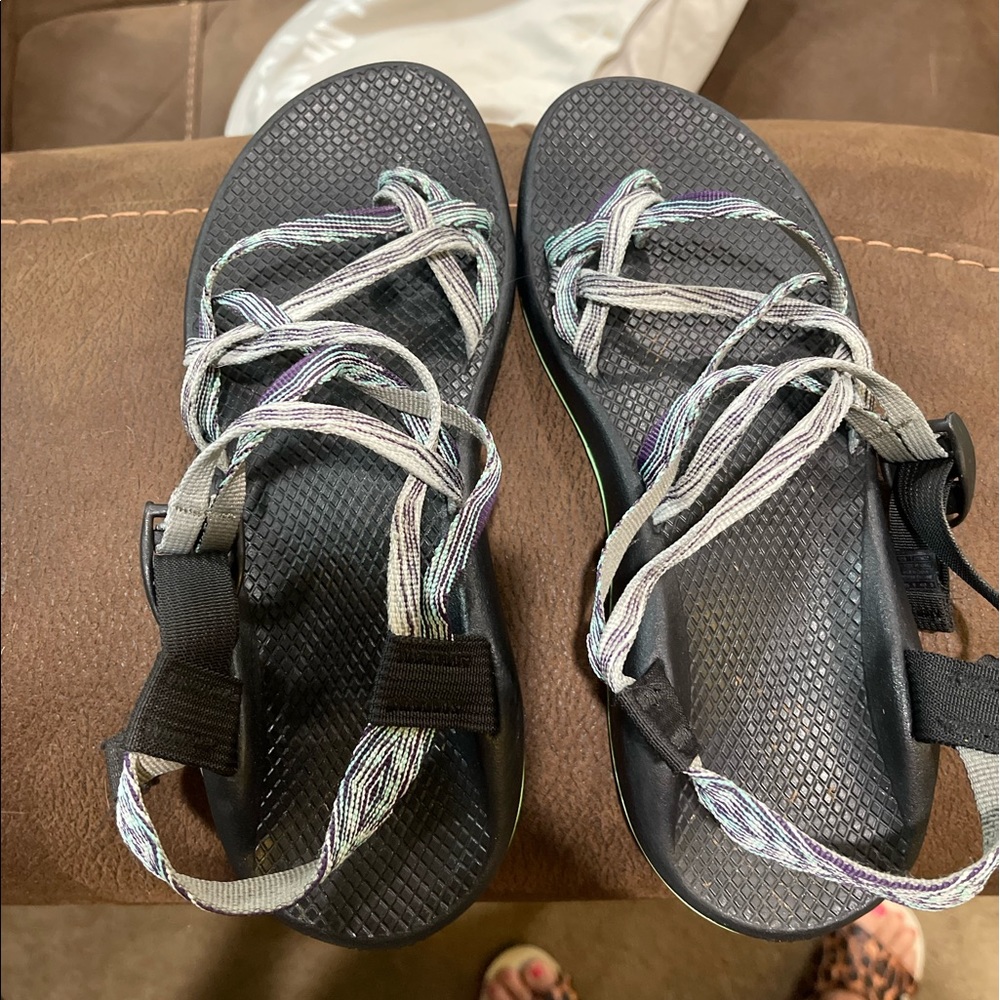 Women’s Chacos Size 11